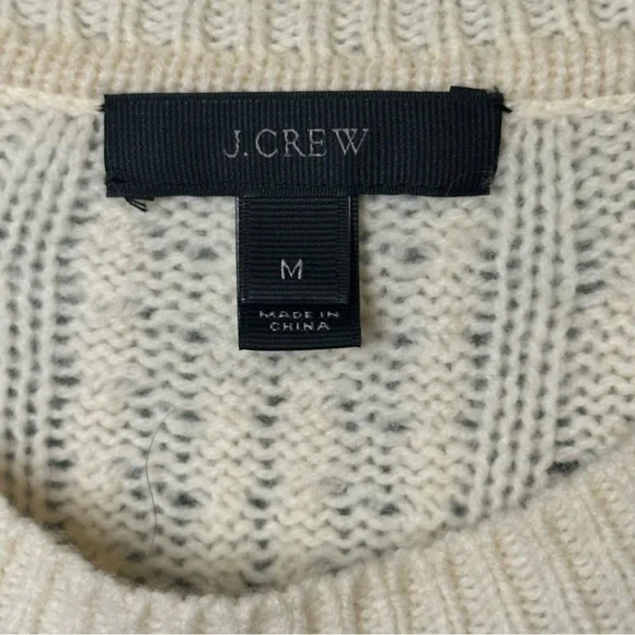 J CREW Size M Cream Wool Cable Knit Pullover Sweater w/ Shoulder Buttons - Picture 5 of 6